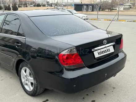 Toyota Camry 2004 года за 4 850 000 тг. в Актау – фото 2