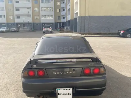 Nissan Skyline 1995 года за 1 800 000 тг. в Петропавловск – фото 2