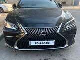 Lexus ES 250 2018 годаүшін19 300 000 тг. в Актау