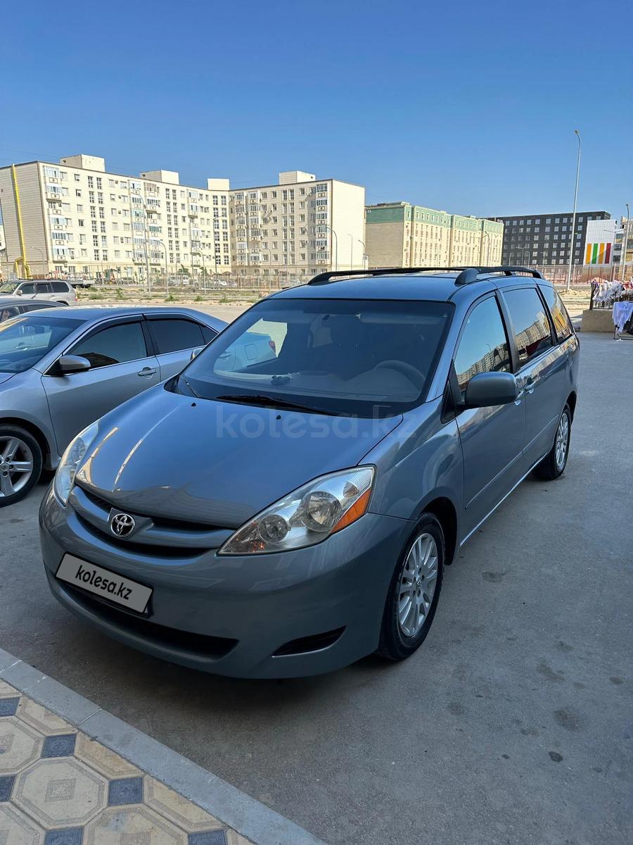 Toyota Sienna 2009 г.