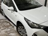 Hyundai Accent 2022 годаүшін7 999 000 тг. в Петропавловск – фото 4