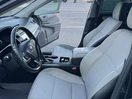 Toyota Camry 2015 года за 5 650 000 тг. в Актау – фото 12