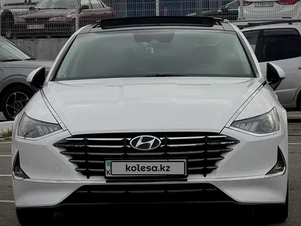 Hyundai Sonata 2019 года за 9 590 000 тг. в Алматы