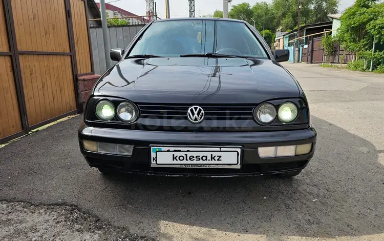 Volkswagen Golf 1996 годаүшін1 750 000 тг. в Алматы