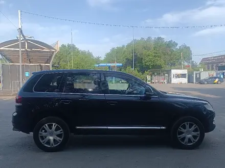 Volkswagen Touareg 2008 года за 7 200 000 тг. в Алматы – фото 12