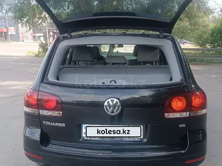Volkswagen Touareg 2008 года за 7 200 000 тг. в Алматы – фото 14