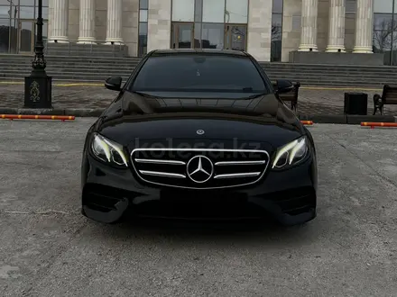 Mercedes-Benz E 220 2019 года за 14 000 000 тг. в Петропавловск – фото 6