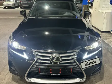 Lexus IS 300 2018 года за 13 000 000 тг. в Алматы