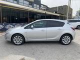 Opel Astra 2011 года за 2 800 000 тг. в Шымкент – фото 2
