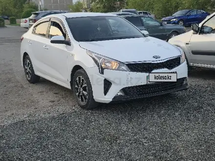 Kia Rio 2021 года за 6 000 000 тг. в Павлодар – фото 2
