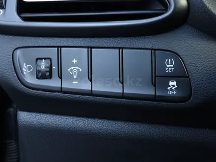 Hyundai i30 2023 года за 7 390 000 тг. в Астана – фото 20