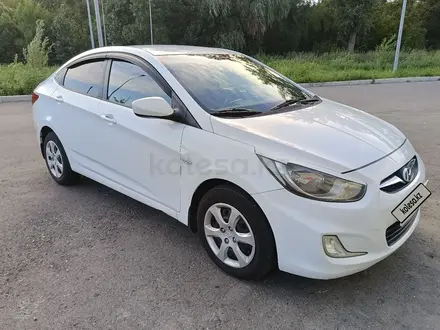 Hyundai Solaris 2012 года за 3 600 000 тг. в Усть-Каменогорск