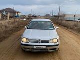 Volkswagen Golf 2001 года за 2 700 000 тг. в Астана