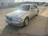 Mercedes-Benz C 240 1998 года за 3 500 000 тг. в Жанаозен – фото 3