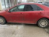 Toyota Camry 2012 годаfor7 500 000 тг. в Атырау – фото 2