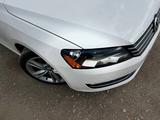 Volkswagen Passat 2012 года за 7 490 000 тг. в Актау – фото 2