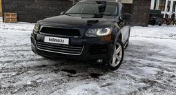 Volkswagen Touareg 2010 годаүшін12 900 000 тг. в Астана