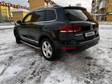 Volkswagen Touareg 2010 годаүшін12 900 000 тг. в Астана – фото 2