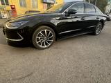 Hyundai Sonata 2022 года за 11 500 000 тг. в Усть-Каменогорск – фото 3