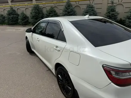 Toyota Camry 2017 года за 10 200 000 тг. в Алматы – фото 5
