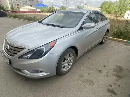 Hyundai Sonata 2010 года за 6 200 000 тг. в Актобе – фото 2