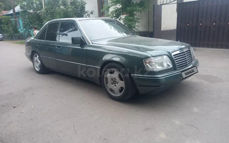 Mercedes-Benz E 280 1995 года за 3 000 000 тг. в Алматы