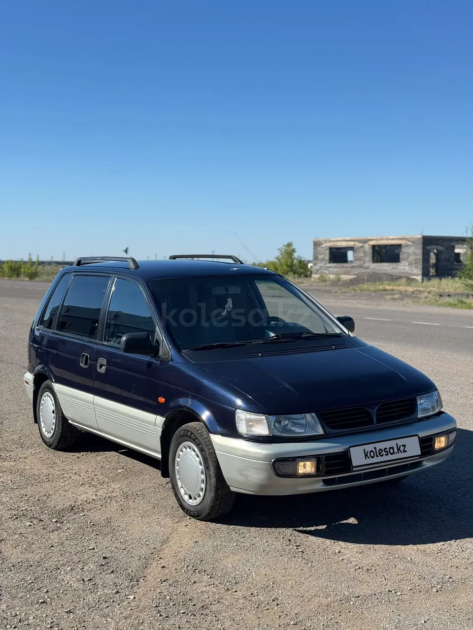 Mitsubishi Space Runner, 1997