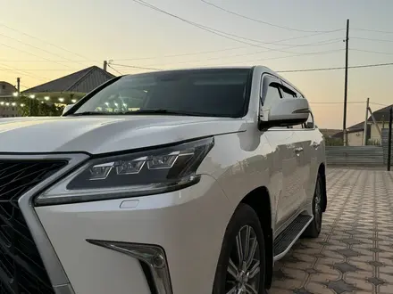 Lexus LX 570 2016 года за 37 000 000 тг. в Алматы – фото 10