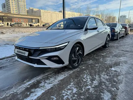 Hyundai Elantra 2023 года за 9 050 000 тг. в Астана