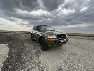 Mitsubishi Montero Sport