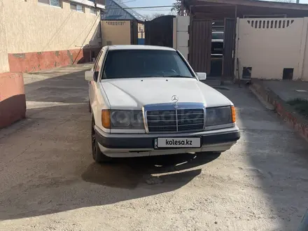 Mercedes-Benz E 200 1993 года за 1 500 000 тг. в Сарыкемер – фото 3