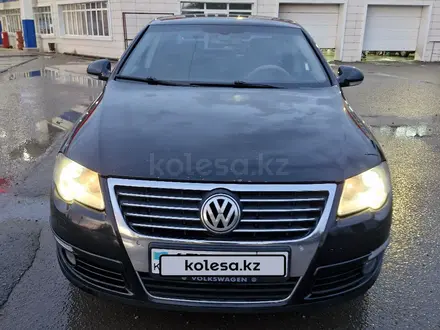 Volkswagen Passat 2006 года за 4 000 000 тг. в Караганда