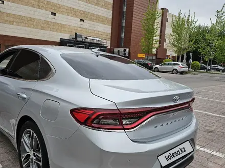 Hyundai Grandeur 2017 года за 9 190 000 тг. в Алматы – фото 7