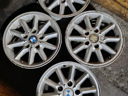 Диски л. П R15 на BMW за 45 000 тг. в Караганда