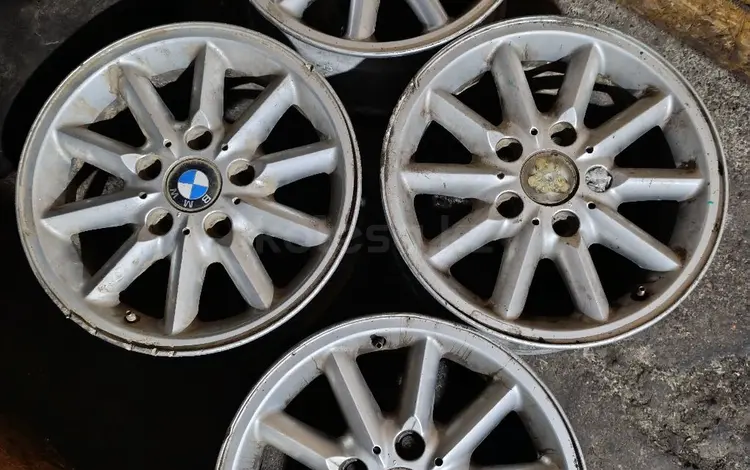 Диски л. П R15 на BMW за 45 000 тг. в Караганда