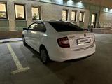 Skoda Rapid 2014 годаfor4 700 000 тг. в Атырау – фото 2