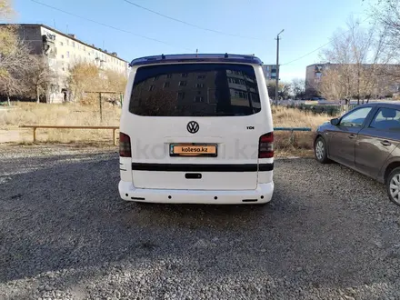 Volkswagen Multivan 2005 года за 7 000 000 тг. в Шахтинск