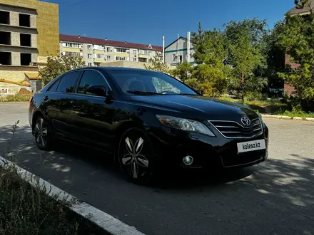 Toyota Camry 2010 года за 6 500 000 тг. в Уральск – фото 9