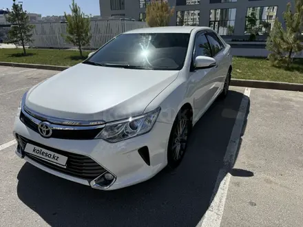Toyota Camry 2017 года за 12 200 000 тг. в Шымкент – фото 2