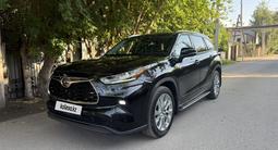 Toyota Highlander 2022 года за 27 000 000 тг. в Караганда – фото 5