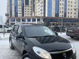 Renault Sandero 2013 года за 3 750 000 тг. в Астана – фото 2