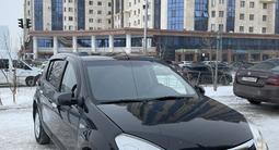 Renault Sandero 2013 года за 3 800 000 тг. в Астана – фото 2