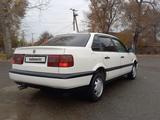 Volkswagen Passat 1995 годаfor2 400 000 тг. в Талдыкорган – фото 3