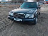 Mercedes-Benz E 230 1992 года за 1 750 000 тг. в Кызылорда – фото 2