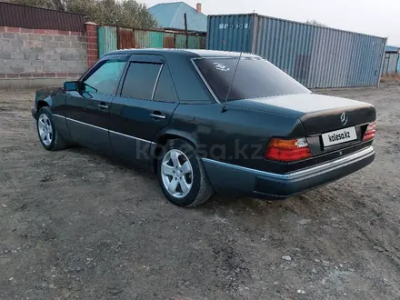 Mercedes-Benz E 230 1992 года за 1 750 000 тг. в Кызылорда – фото 6