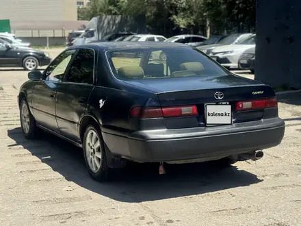 Toyota Camry 1998 года за 2 250 000 тг. в Алматы – фото 3