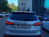 Hyundai Santa Fe 2013 годаүшін10 500 000 тг. в Астана – фото 3