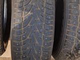 Зимние шипованые шины за 120 000 тг. в Алматы – фото 5