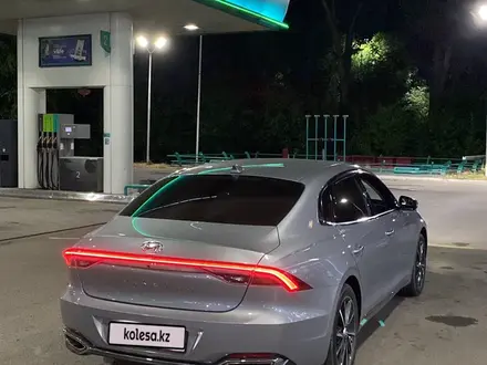 Hyundai Grandeur 2022 года за 13 200 000 тг. в Алматы – фото 3