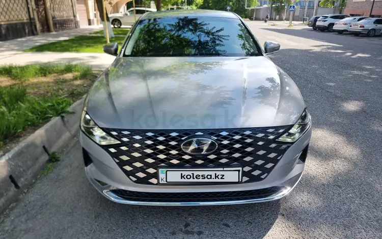 Hyundai Grandeur 2022 годаfor13 200 000 тг. в Алматы